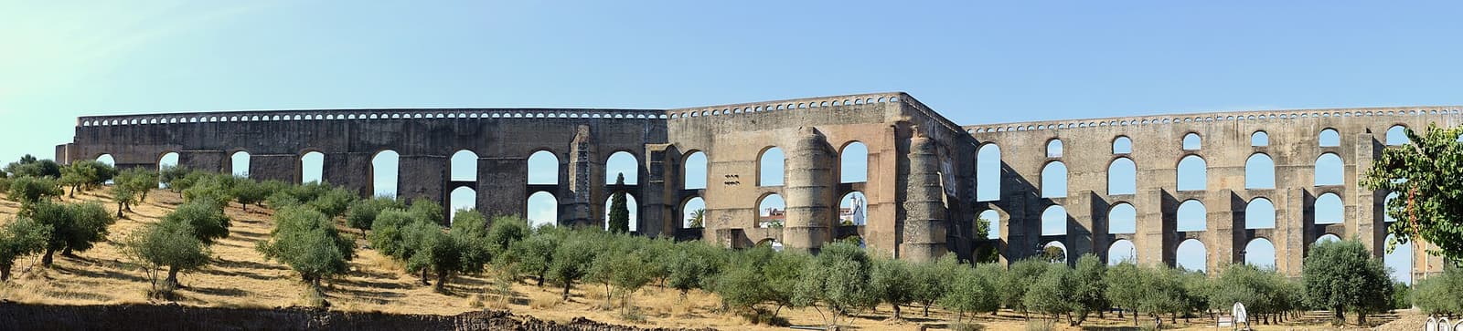 Amoreira Aqueduct (Elvas)